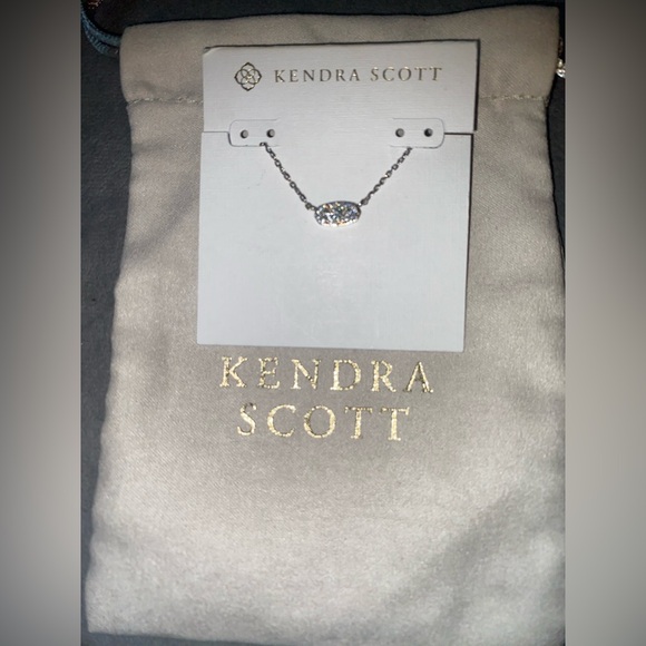 BNWT Kendra Scott Silver Grayson Necklace with Crystals - Picture 1 of 4